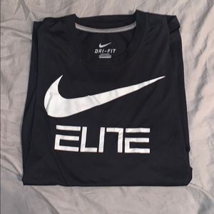 Nike ELITE Sleeveless T-Shirt - M